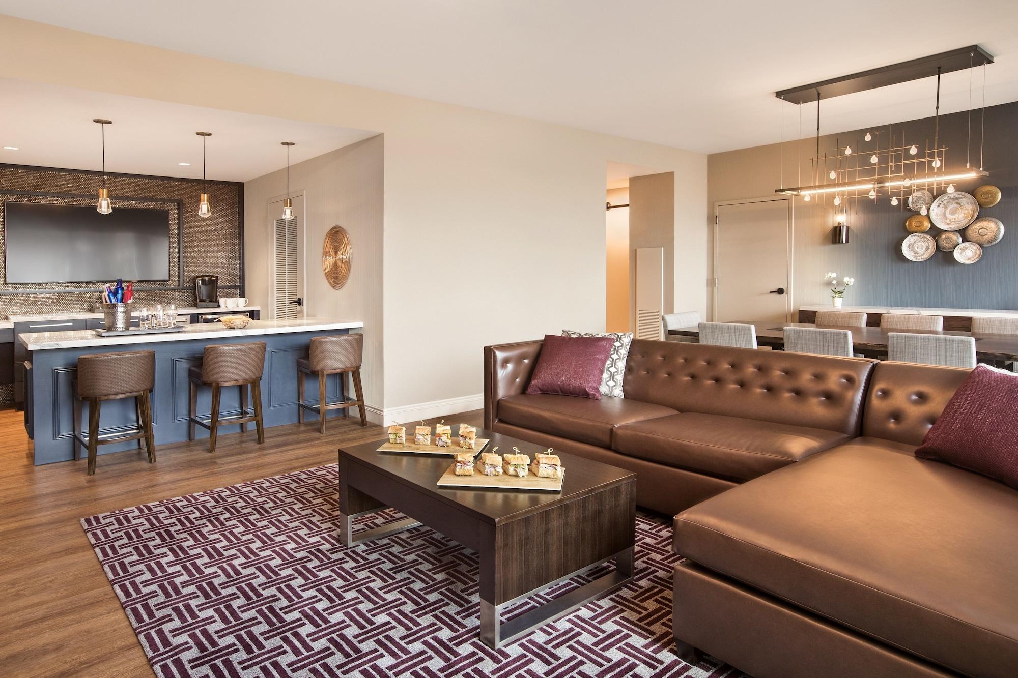 Texas A&M Hotel And Conference Center College Station Esterno foto