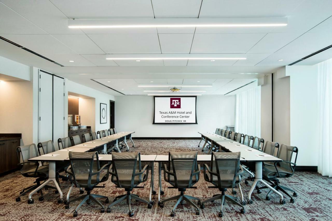 Texas A&M Hotel And Conference Center College Station Esterno foto